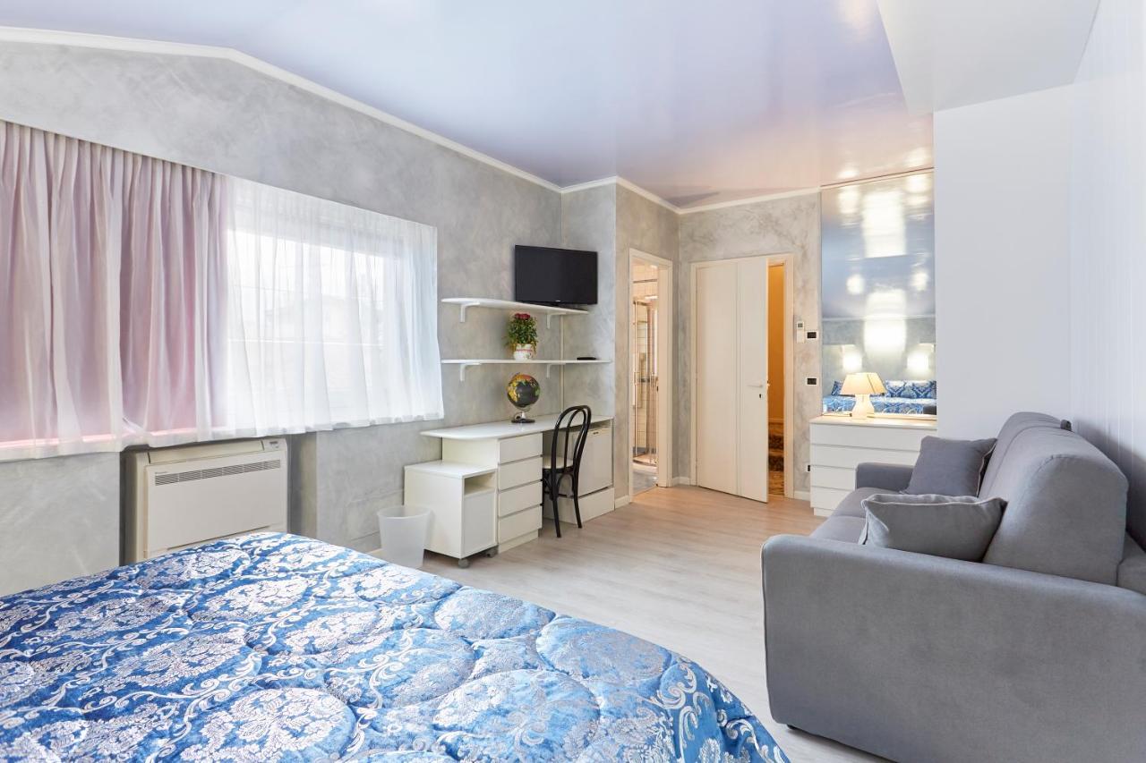 Hotel Villa Lilla Desenzano del Garda Ngoại thất bức ảnh