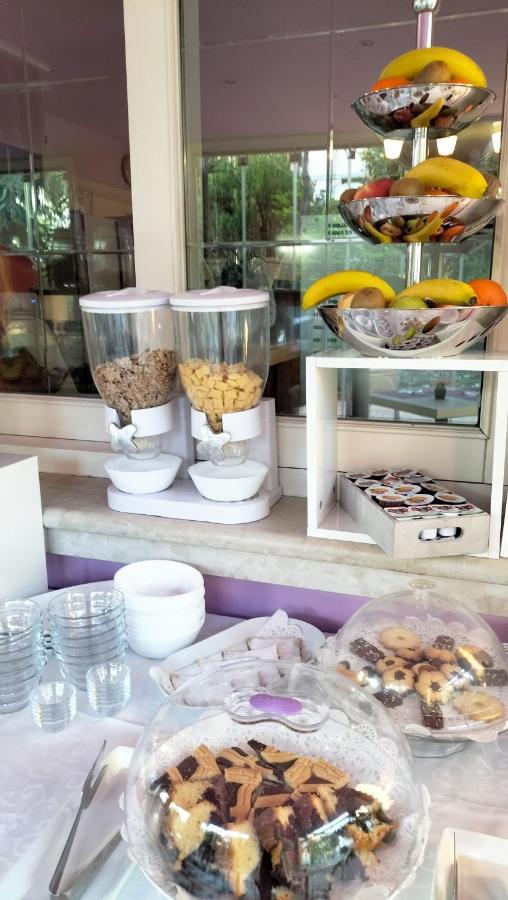Hotel Villa Lilla Desenzano del Garda Ngoại thất bức ảnh