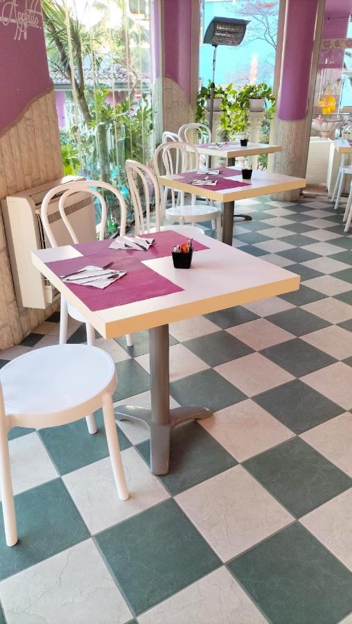 Hotel Villa Lilla Desenzano del Garda Ngoại thất bức ảnh