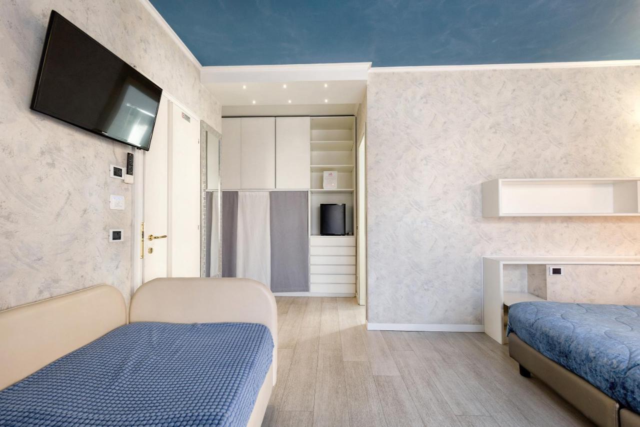 Hotel Villa Lilla Desenzano del Garda Ngoại thất bức ảnh